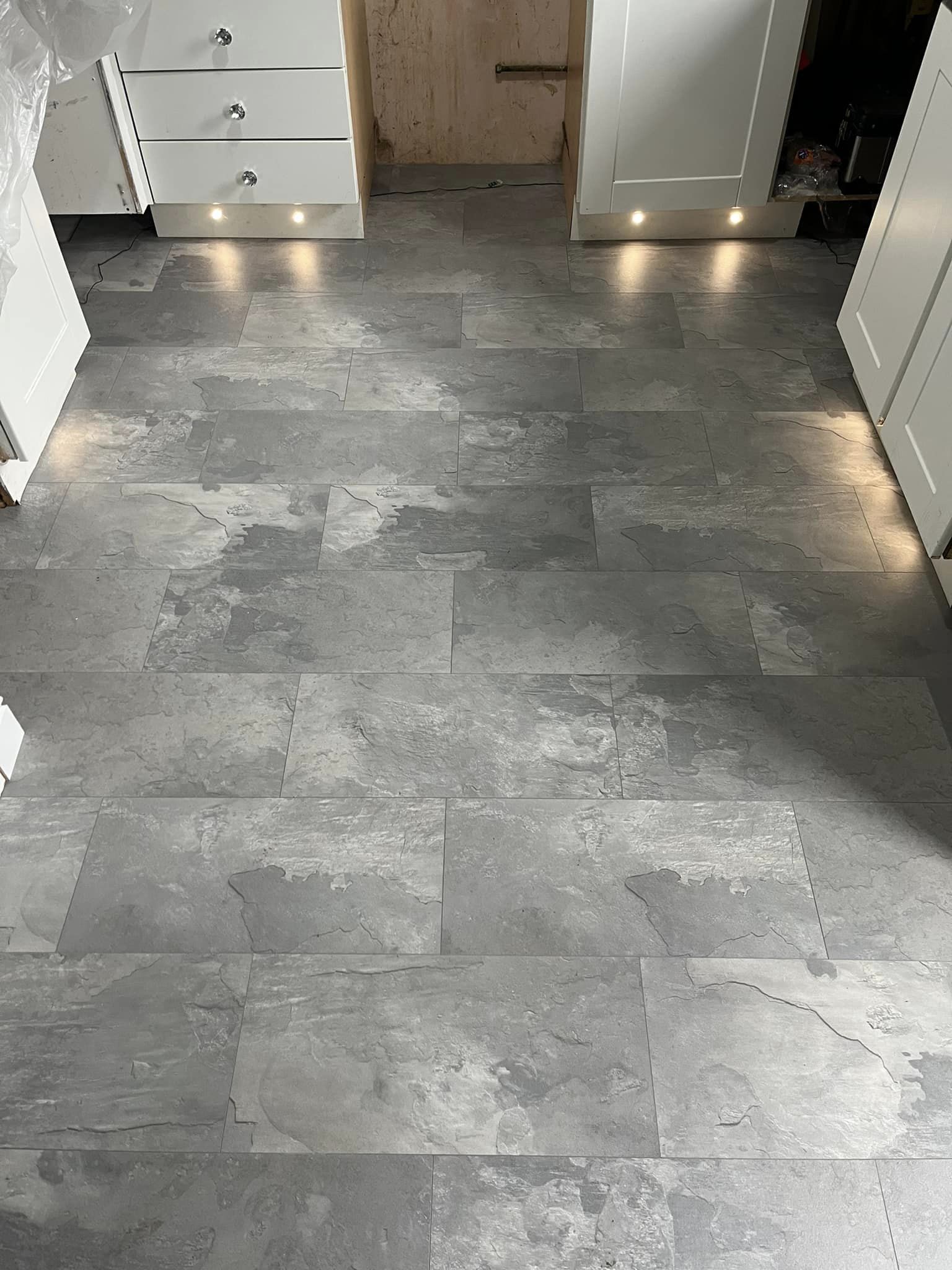 Laminate floor in kitchen